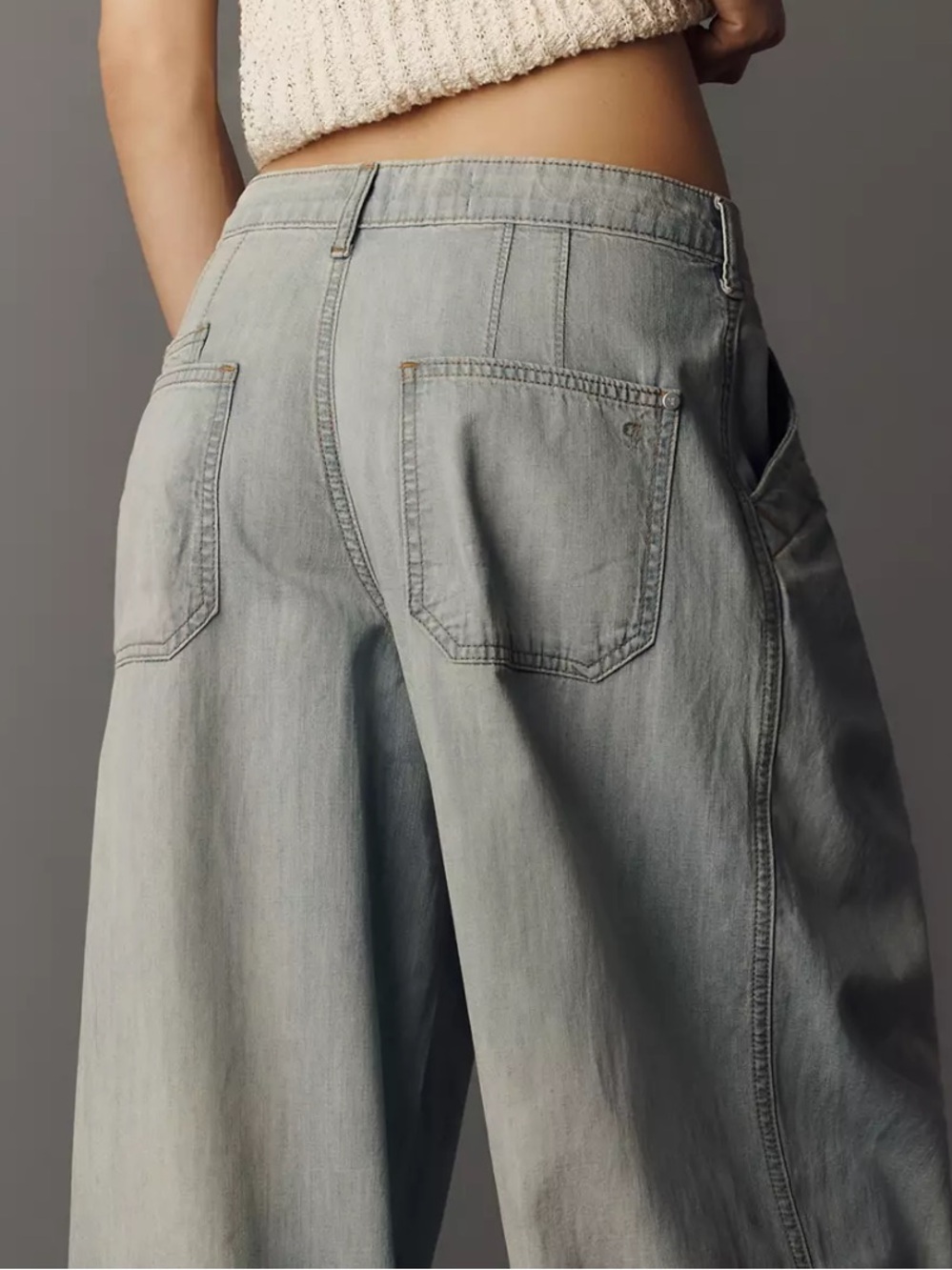 SOLD OUT 😍Anthropologie Isabela Pilcro High Rise Balloon Jogger Jeans NWT - Picture 3 of 5